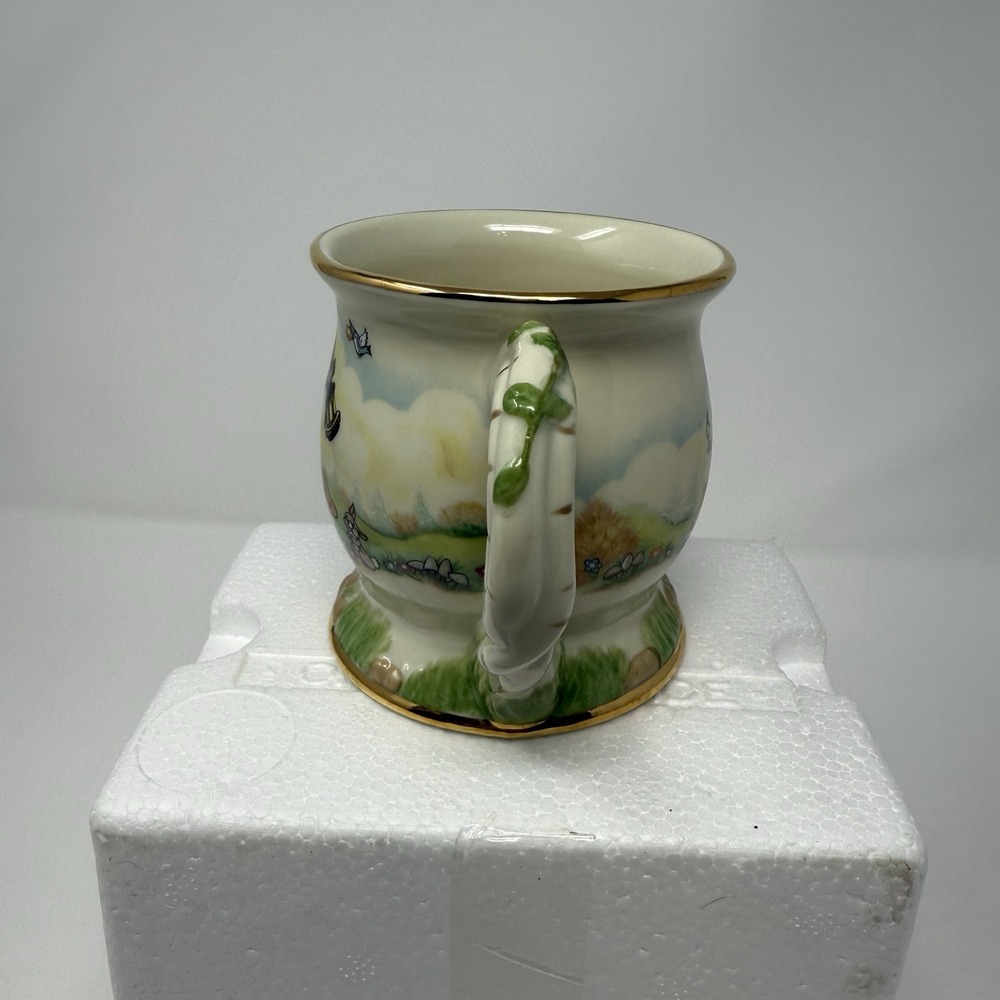 Lenox Disney Snow White And Seven Dwarfs Dopey Fine Porcelain Mug Gold Trim 8 oz - Picture 4 of 8